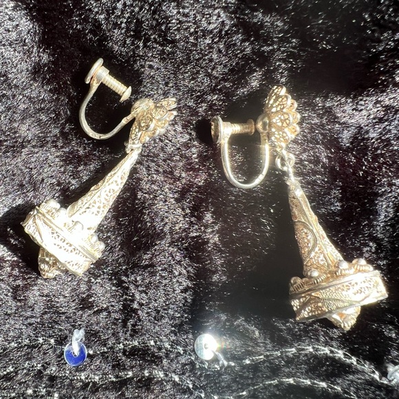 VINTAGE MEXICAN SILVER ORNATE CHANDELIER EARRINGS - Picture 3 of 9